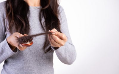 Desequilíbrio hormonal e a queda de cabelo: o que fazer?
