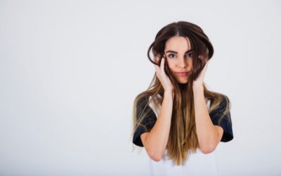 Lavar o cabelo com coca-cola: saiba mais sobre a nova “moda”