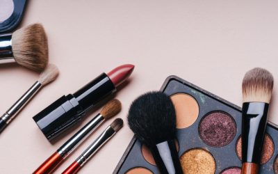 Como escolher a sombra para o seu kit de maquilhagem