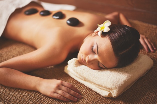 Origem e benefícios da massagem termal